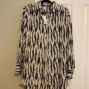 Black/White High/Lo Blouse by Glam